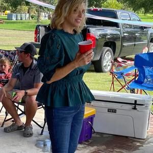 Meet your Posher, Holly